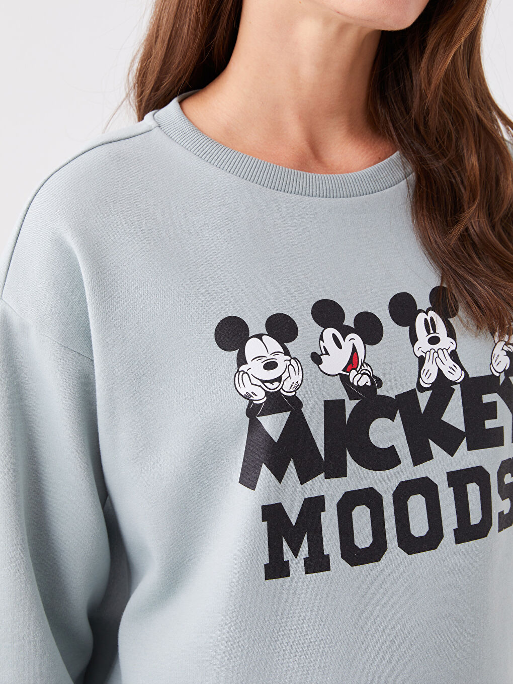 LCWAIKIKI Maternity Mat Yeşil Bisiklet Yaka Mickey Mouse Baskılı Uzun Kollu Hamile Sweatshirt - 3