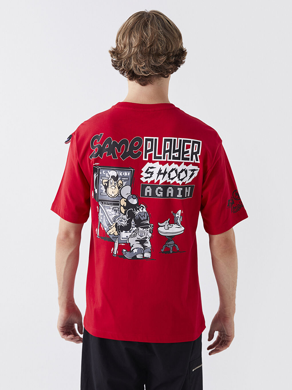 Kırmızı Bisiklet Yaka Kısa Kollu Nostaljik Maymun Baskılı Penye Unisex Tişört-9