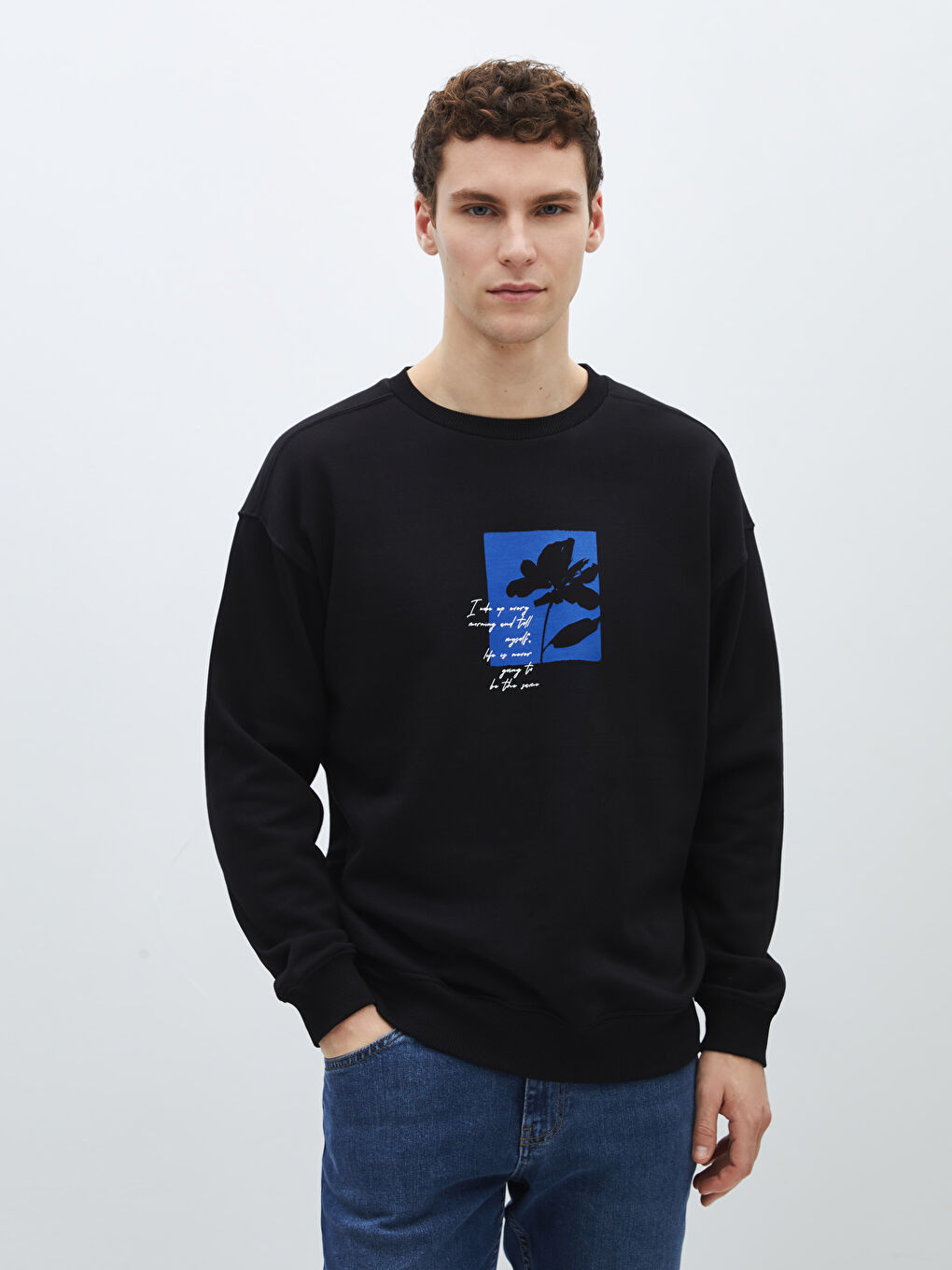 LCW Casual Yeni Siyah Bisiklet Yaka Uzun Kollu Baskılı Erkek Sweatshirt