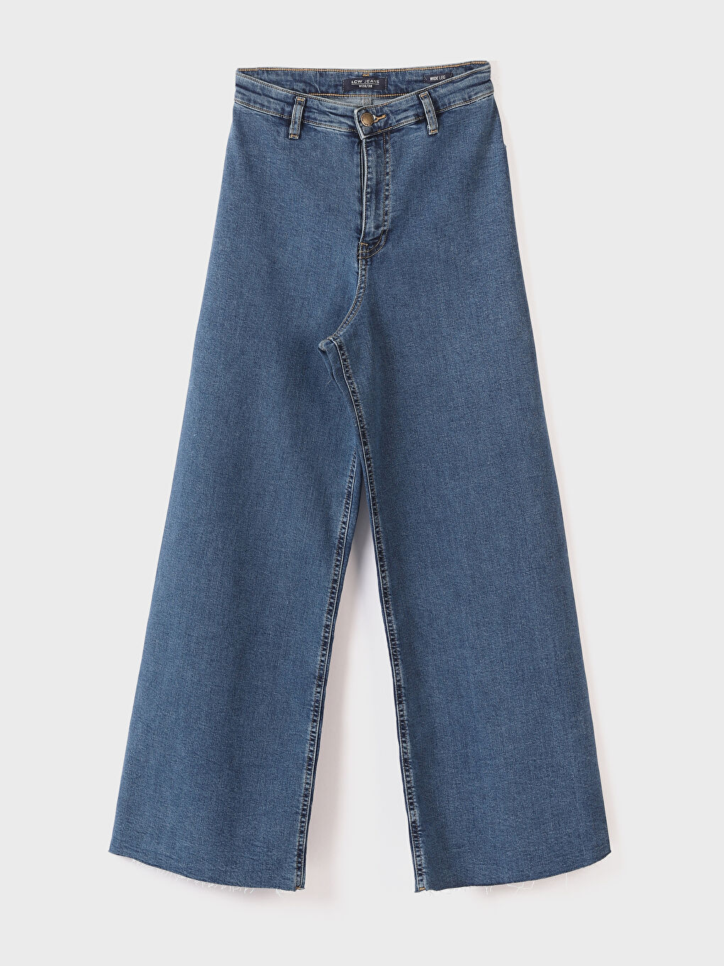 جينز واسع للسيدات