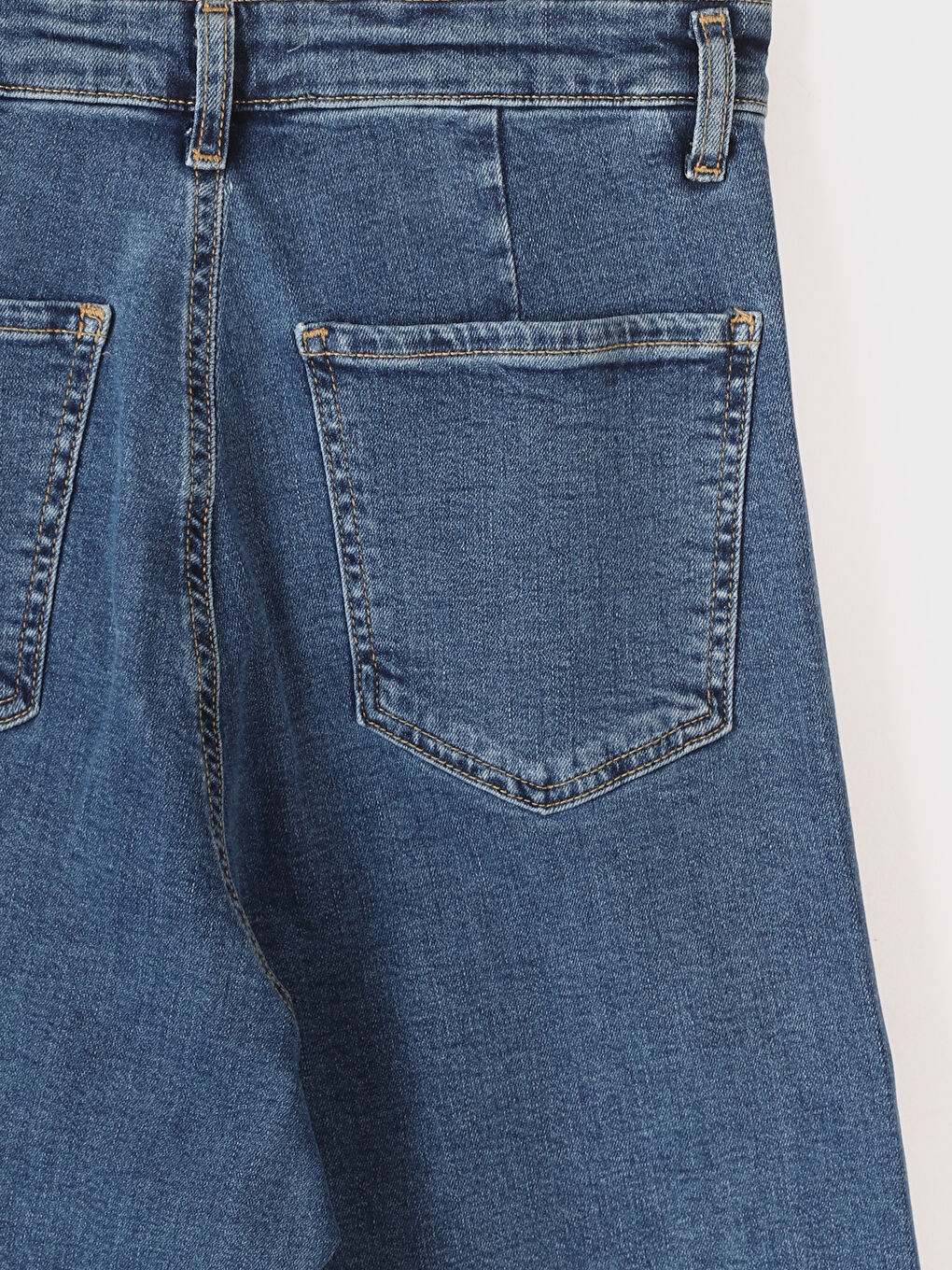 جينز واسع للسيدات-2