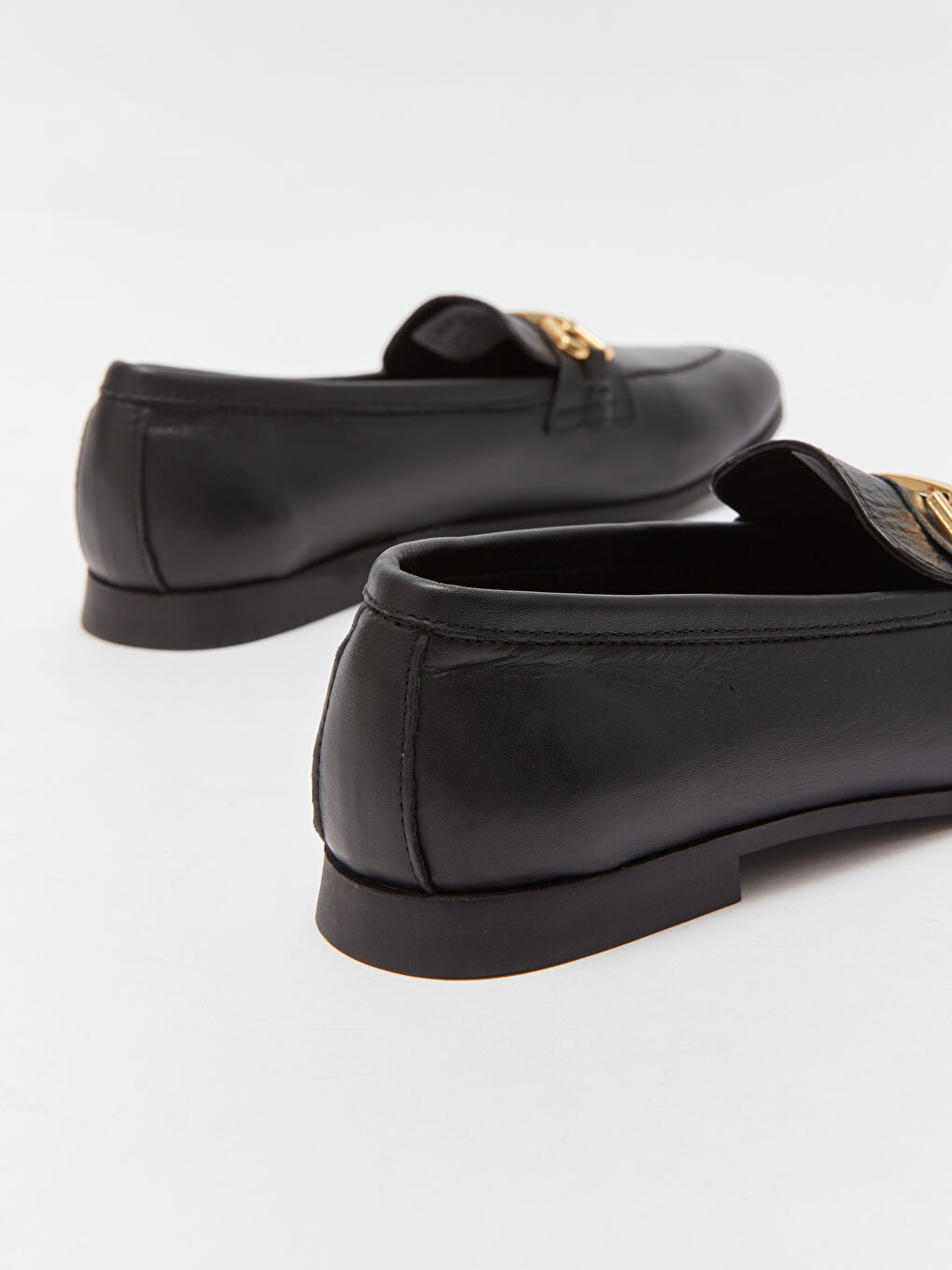 Siyah Deri Görünümlü Kadın Loafer Ayakkabı-4