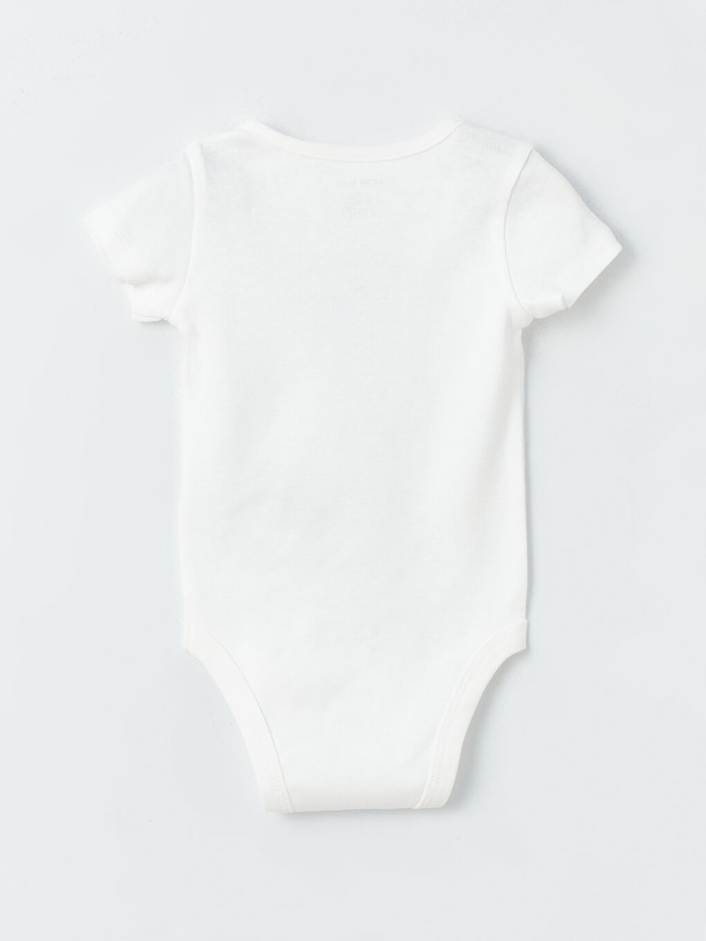 Ekru Bisiklet Yaka Baskılı Erkek Bebek Çıtçıtlı Body Pantolon ve Bere 3'lü Takım-3