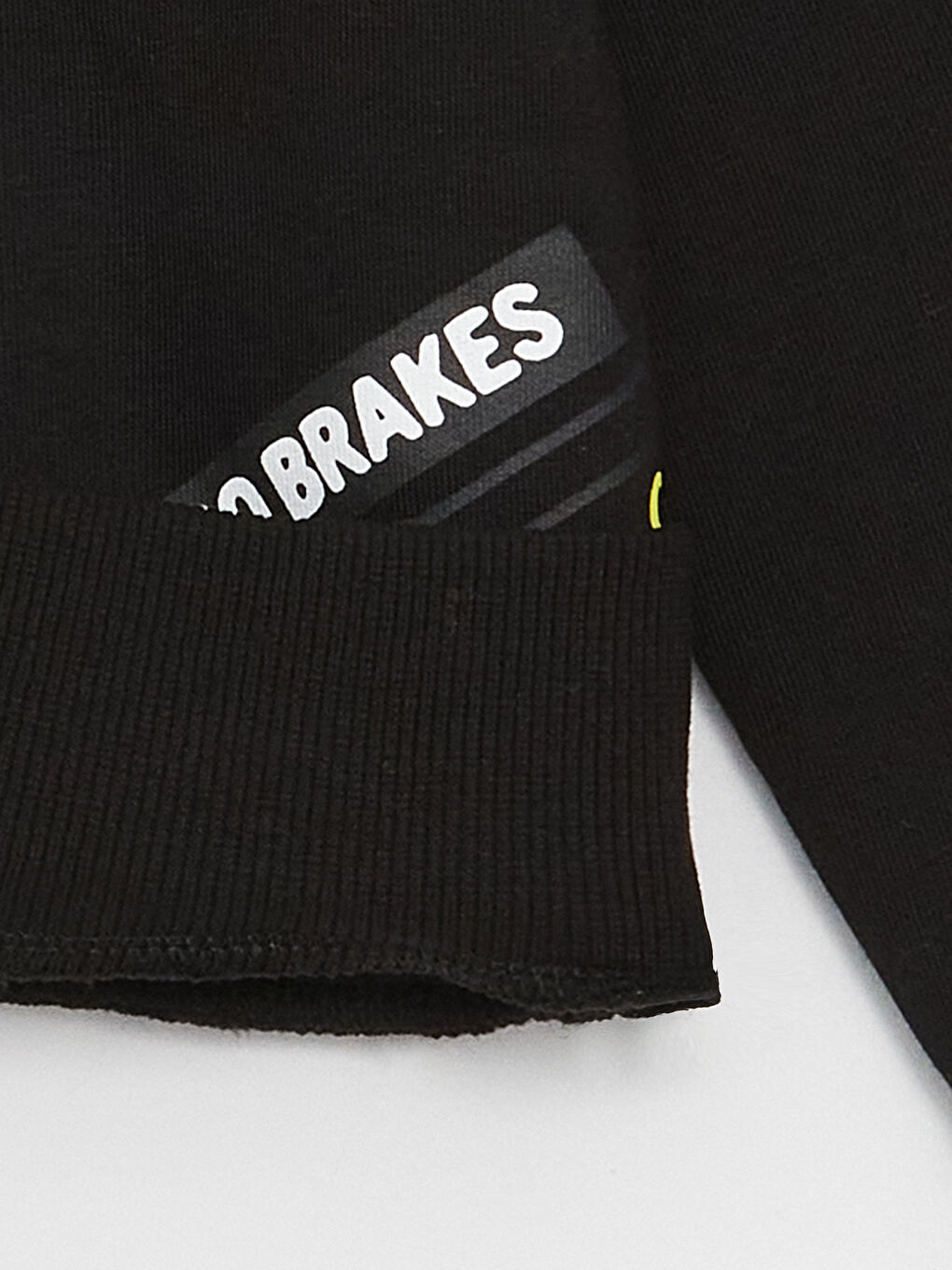 Siyah Bisiklet Yaka Baskılı Uzun Kollu Erkek Çocuk Sweatshirt ve Eşofman Alt 2'li Takım-5