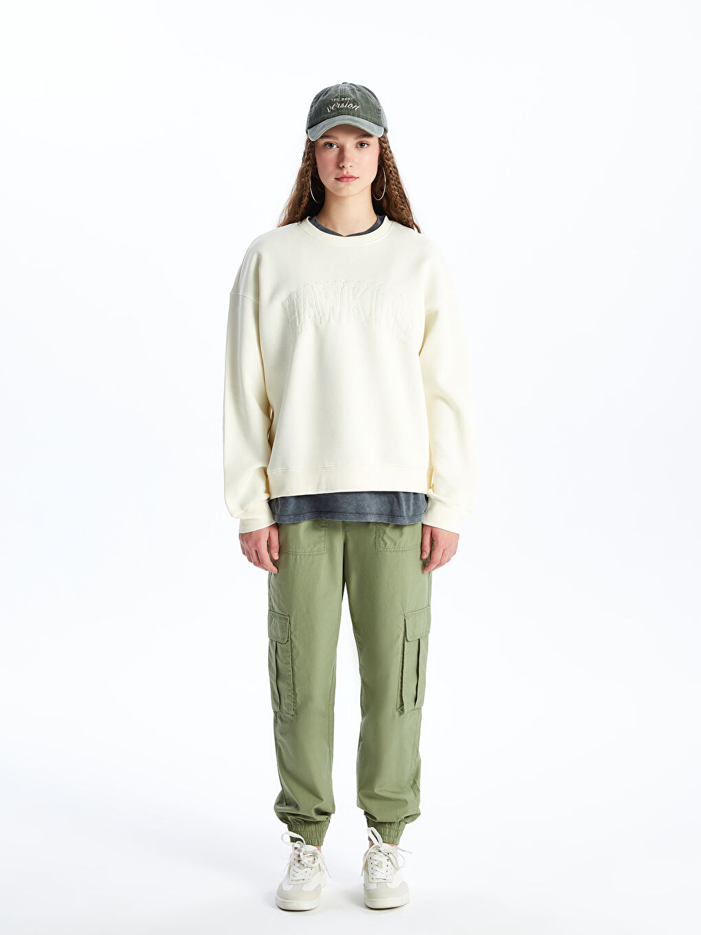 Crew Neck Embroidered Long Sleeve Oversize Women's Sweatshirt-2