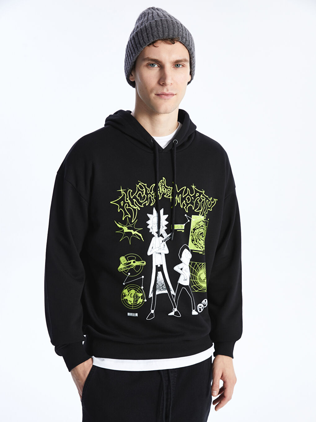 LCW Casual Yeni Siyah Uzun Kollu Rick and Morty Baskılı Erkek Hoodie