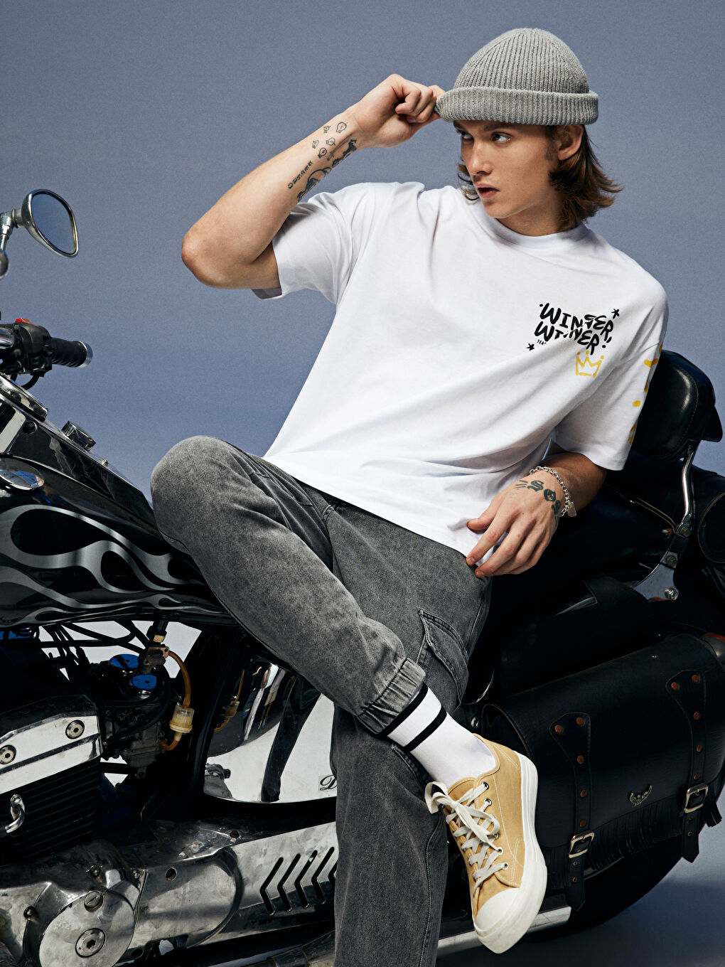 Beyaz Oversize Bisiklet Yaka Kısa Kollu Baskılı Penye Erkek Tişört-2