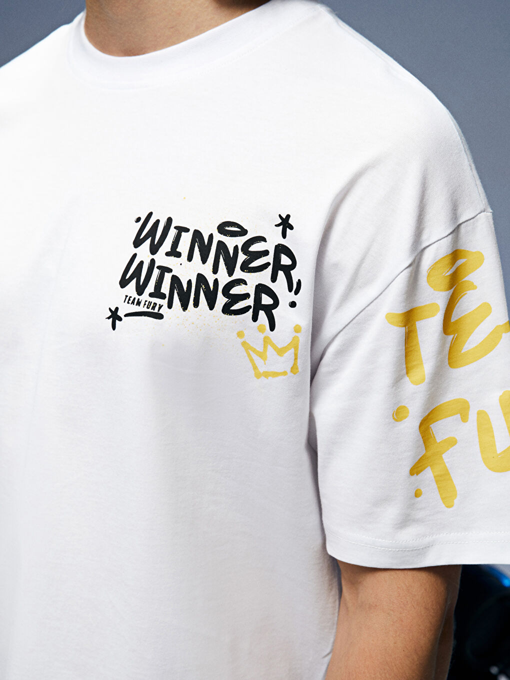 Beyaz Oversize Bisiklet Yaka Kısa Kollu Baskılı Penye Erkek Tişört-5