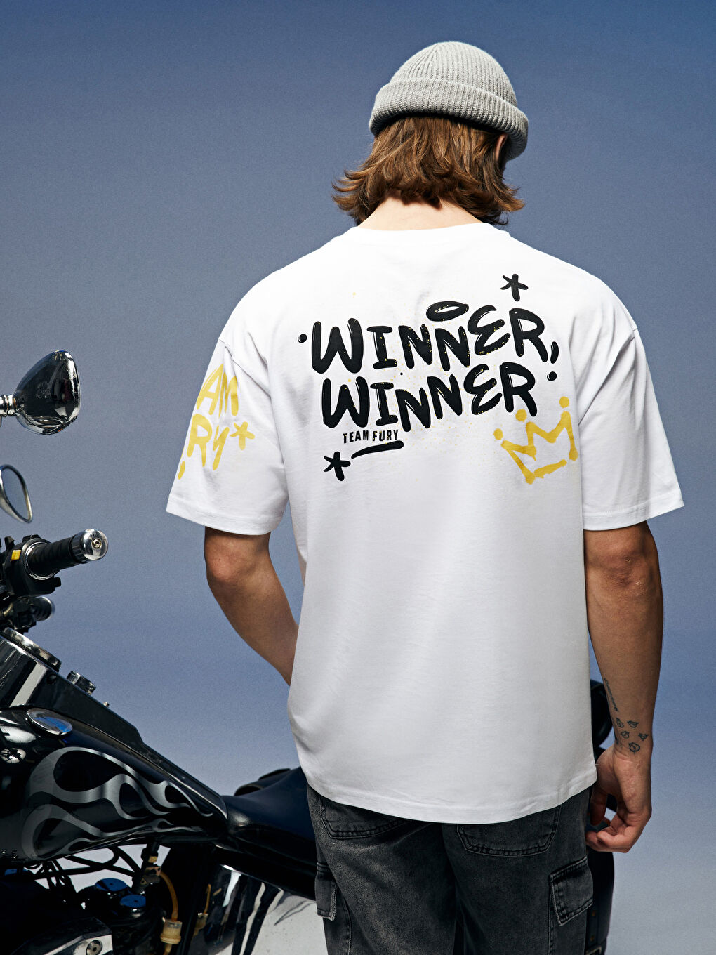 Beyaz Oversize Bisiklet Yaka Kısa Kollu Baskılı Penye Erkek Tişört-6