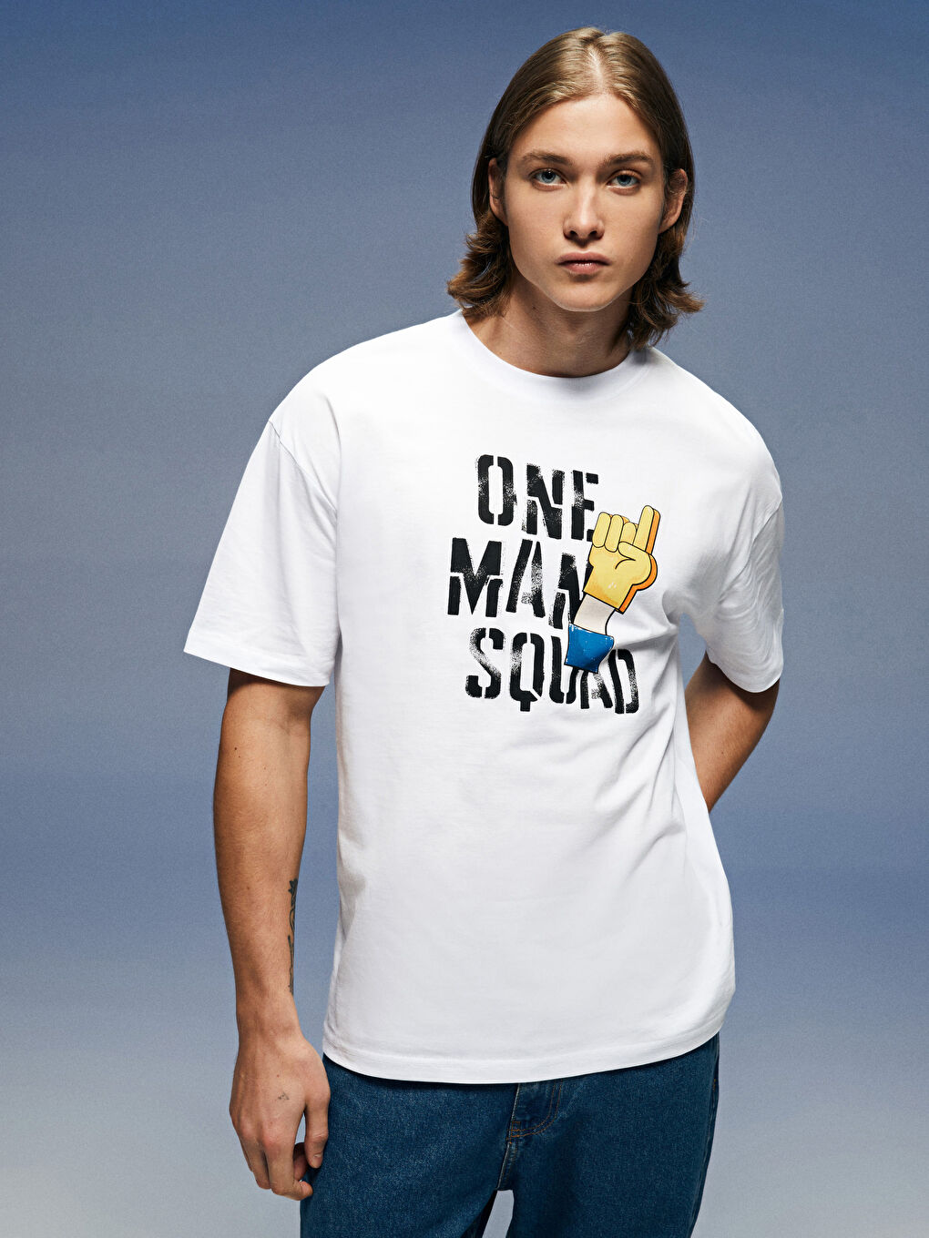 Beyaz Oversize Bisiklet Yaka Kısa Kollu Baskılı Penye Erkek Tişört-1