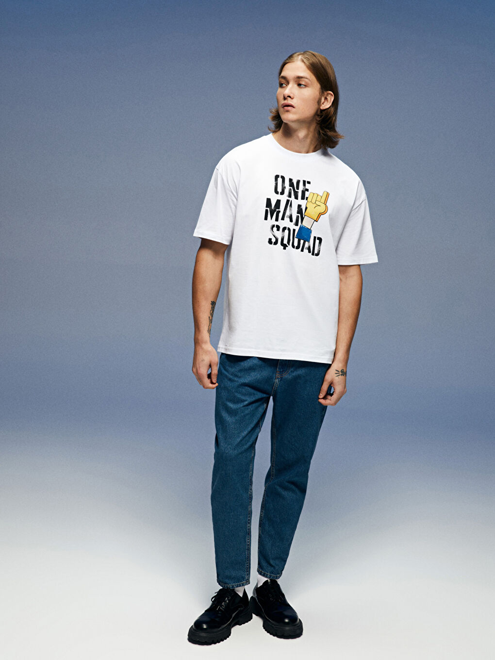 Beyaz Oversize Bisiklet Yaka Kısa Kollu Baskılı Penye Erkek Tişört-2