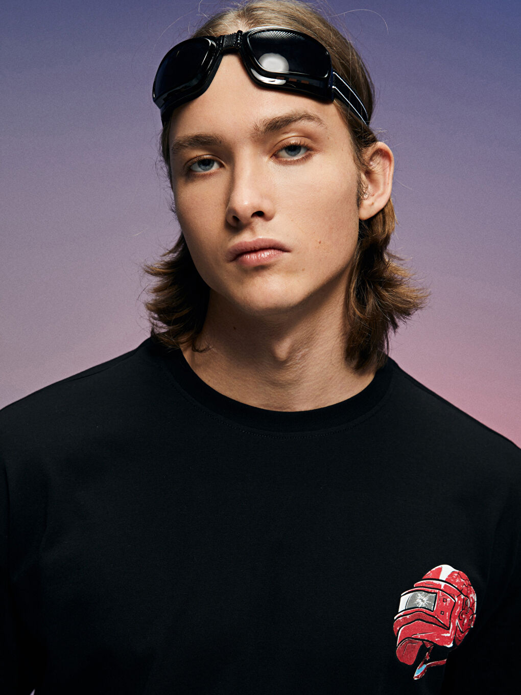 Siyah Oversize Bisiklet Yaka Kısa Kollu Baskılı Penye Erkek Tişört-1