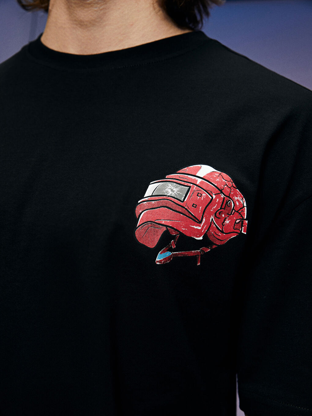 Siyah Oversize Bisiklet Yaka Kısa Kollu Baskılı Penye Erkek Tişört-3