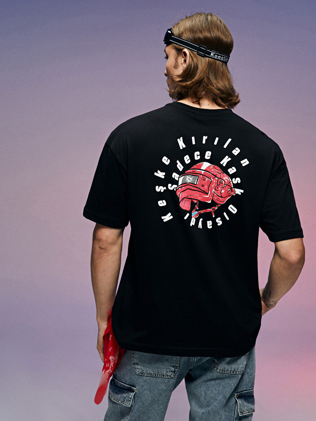 Siyah Oversize Bisiklet Yaka Kısa Kollu Baskılı Penye Erkek Tişört-4