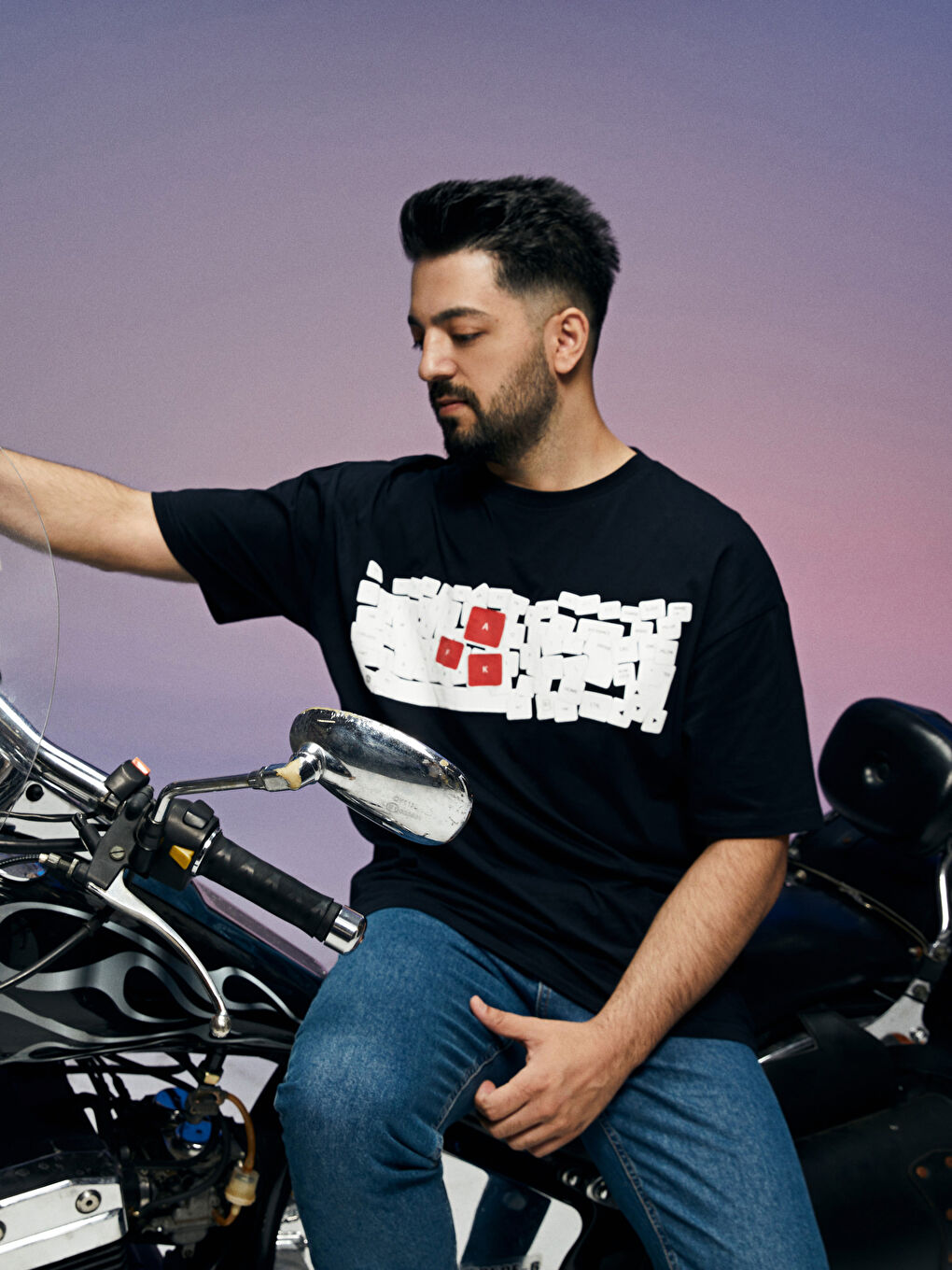 Lacivert Oversize Bisiklet Yaka Kısa Kollu Baskılı Penye Erkek Tişört-3