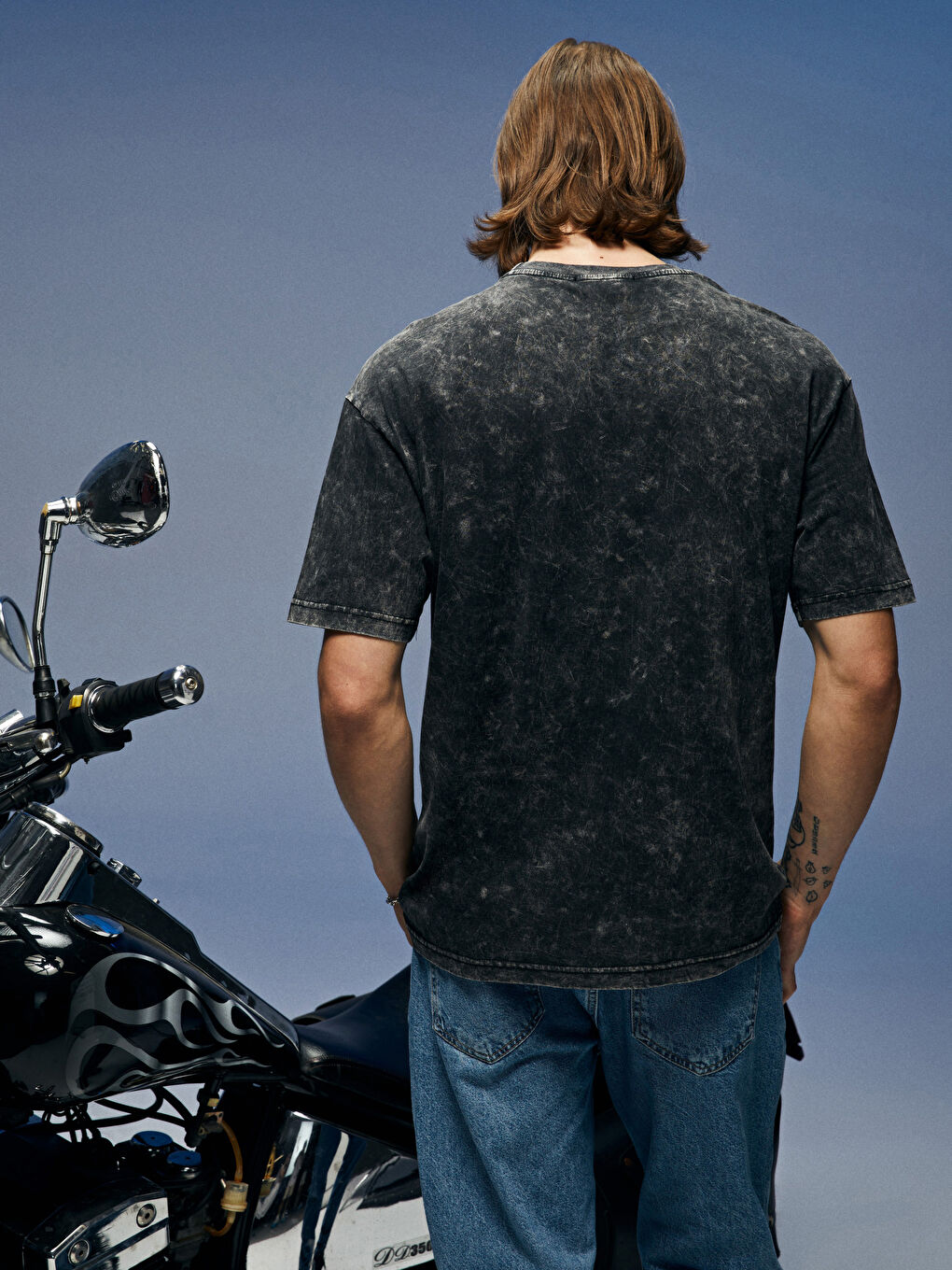 Siyah Oversize Bisiklet Yaka Kısa Kollu Baskılı Penye Erkek Tişört-6