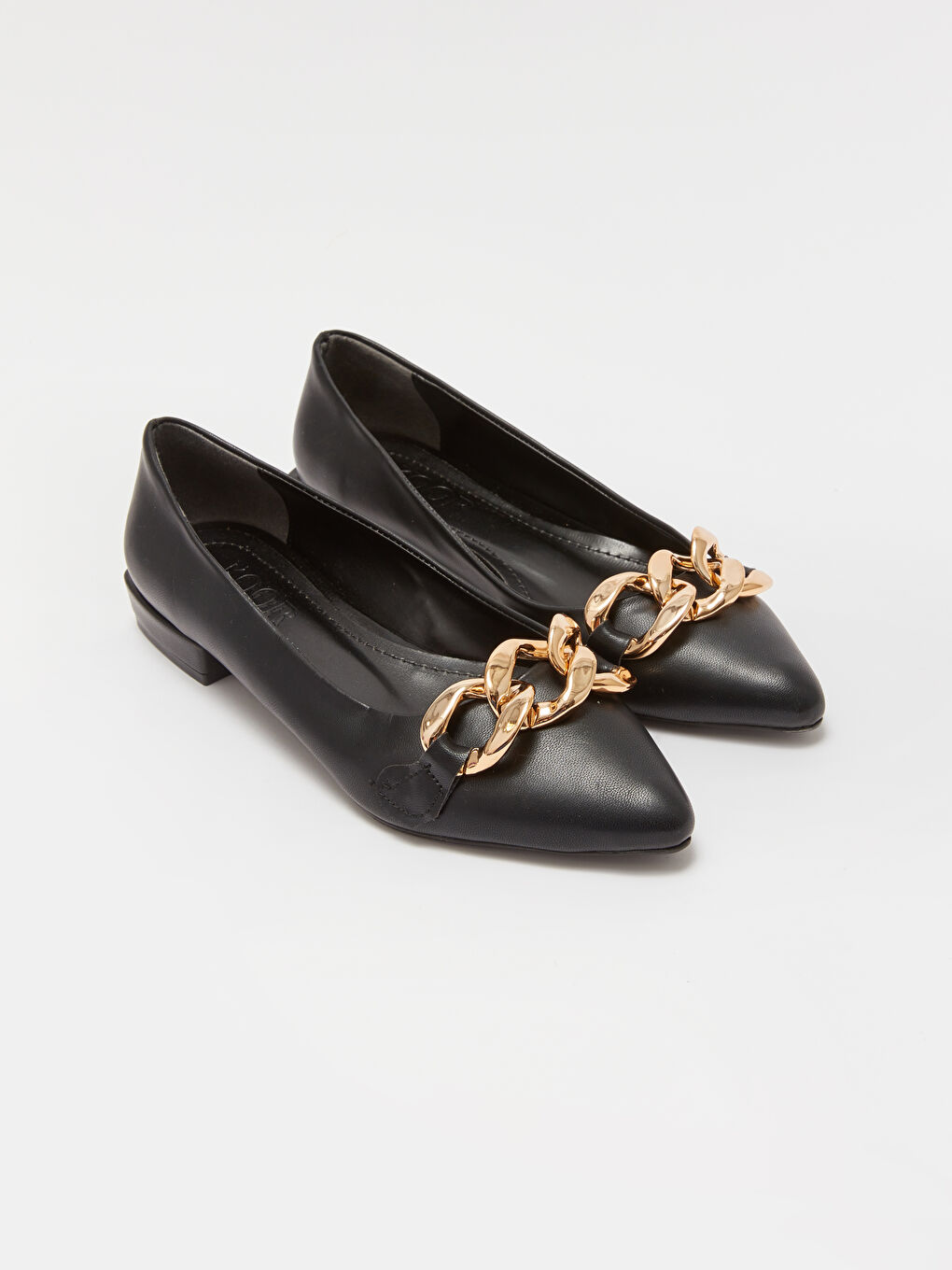 Siyah Deri Görünümlü Kadın Babet Ayakkabı