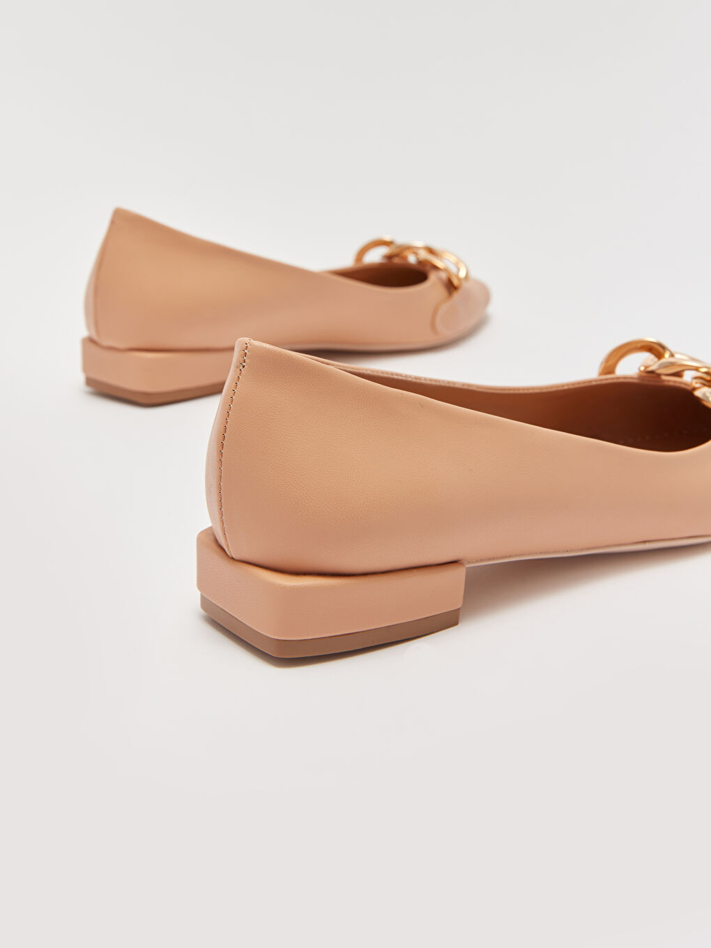 Bej Deri Görünümlü Kadın Babet Ayakkabı-4