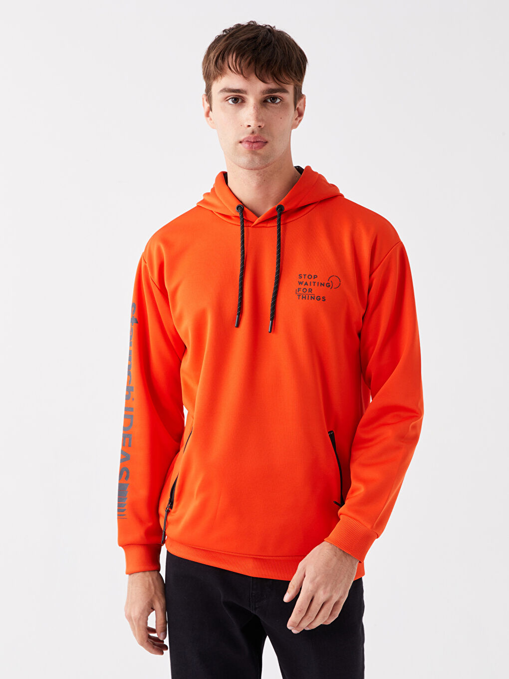 LCW Casual Canlı Turuncu Uzun Kollu Baskılı Erkek Hoodie - 1