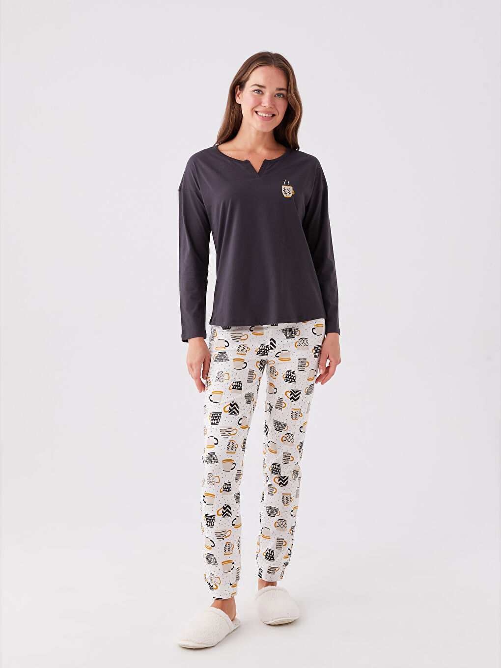LC Waikiki Loose Collar Embroidered Long Sleeve Women's Pajama Set -W3IP09Z8-LRA