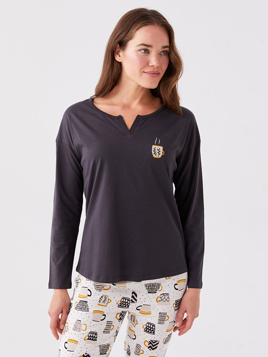 LC Waikiki Loose Collar Embroidered Long Sleeve Women's Pajama Set -W3IP09Z8-LRA