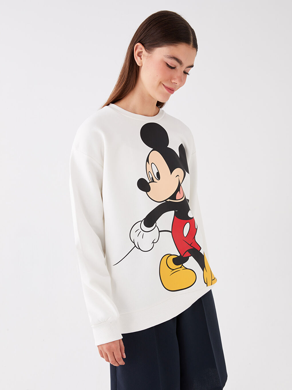 Ekru Bisiklet Yaka Mickey Mouse Baskılı Oversize Kadın Kalın Sweatshirt
