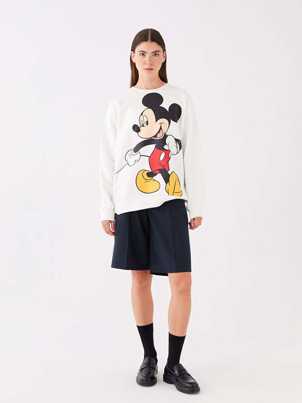 Ekru Bisiklet Yaka Mickey Mouse Baskılı Oversize Kadın Kalın Sweatshirt-2