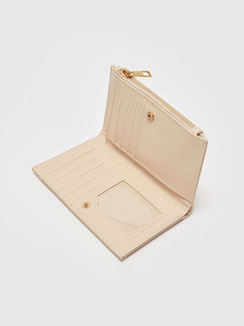 Bej Deri Görünümlü Kroko Desenli Kadın Cüzdan-3