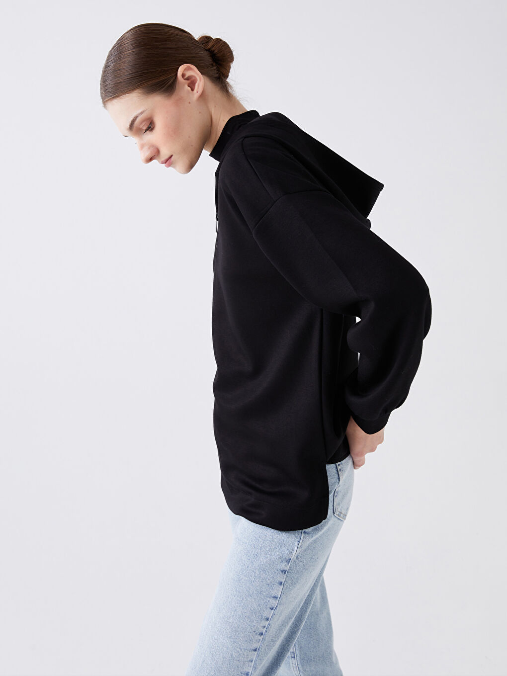 LCWAIKIKI Basic Yeni Siyah Düz Oversize Kadın Hoodie - 1