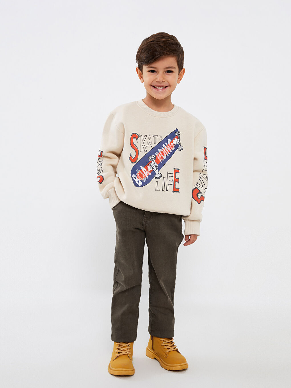 Calimera Kids Bej Bisiklet Yaka Uzun Kollu Erkek Çocuk Sweatshirt