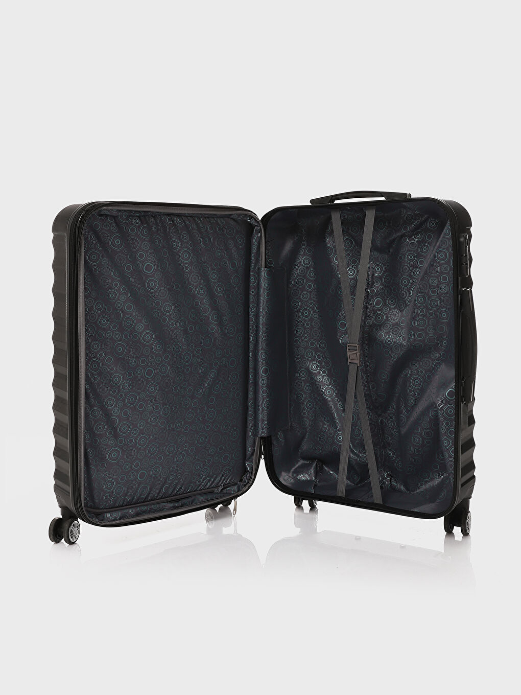 شنطة سفر وسط-4