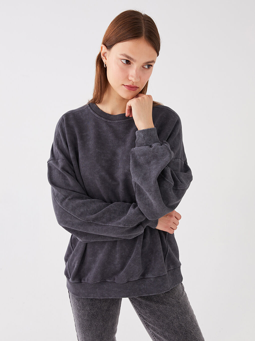 LCW Vision Antrasit Bisiklet Yaka Oversize Kadın Sweatshirt