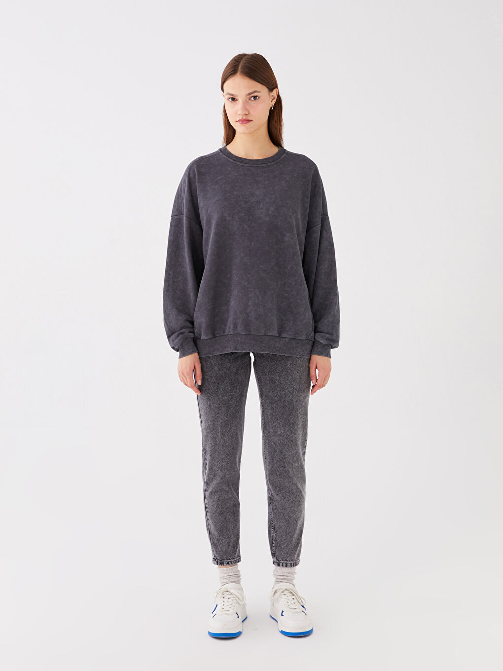 LCW Vision Antrasit Bisiklet Yaka Oversize Kadın Sweatshirt - 2