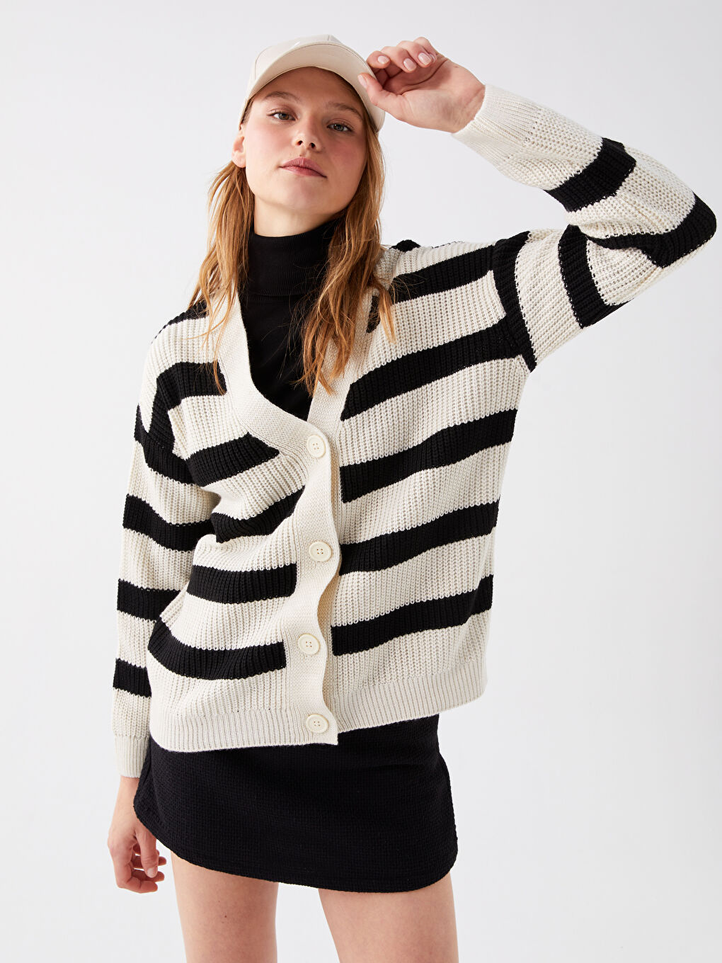 Ekru V Yaka Renk Bloklu Uzun Kollu Kadın Triko Hırka-2