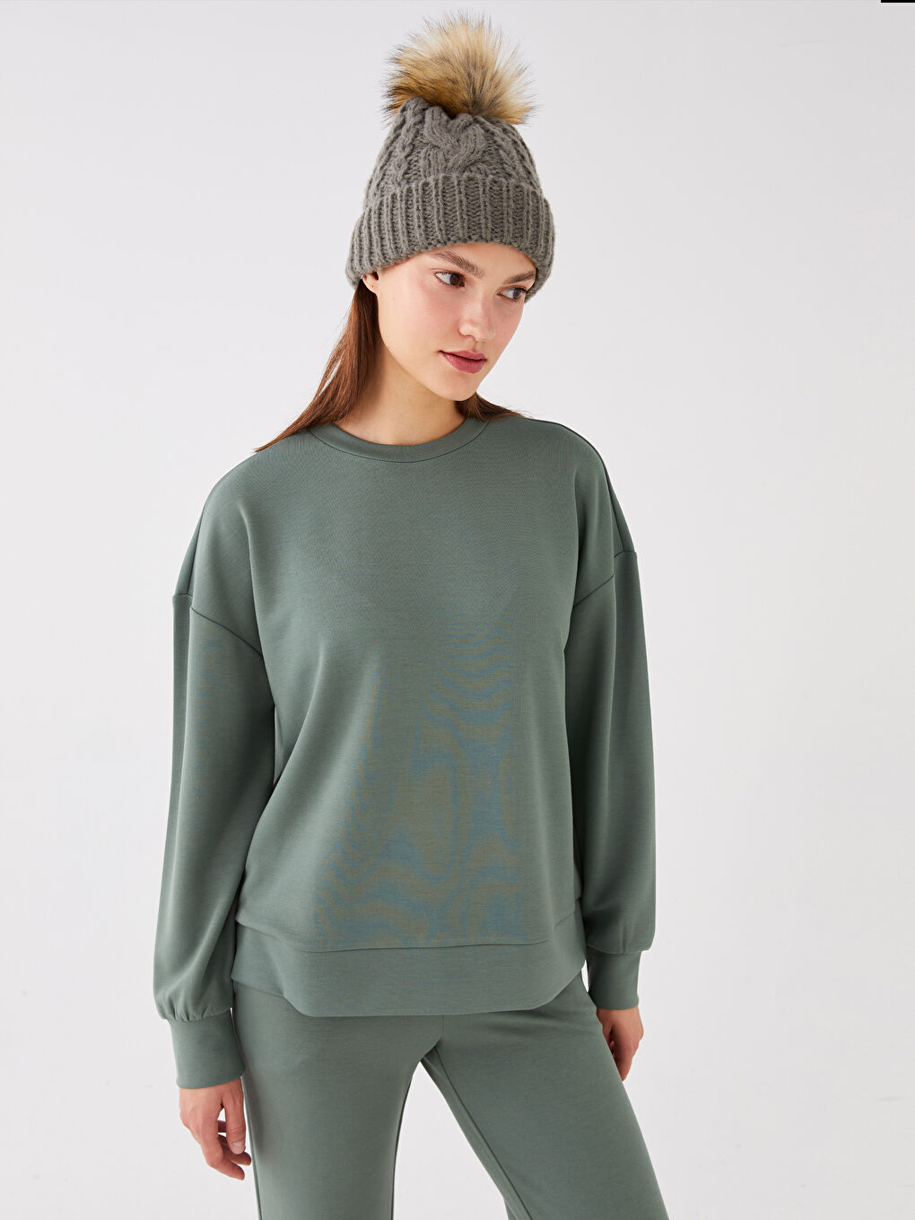 LCW Vision Yeşil Bisiklet Yaka Oversize Kadın Sweatshirt