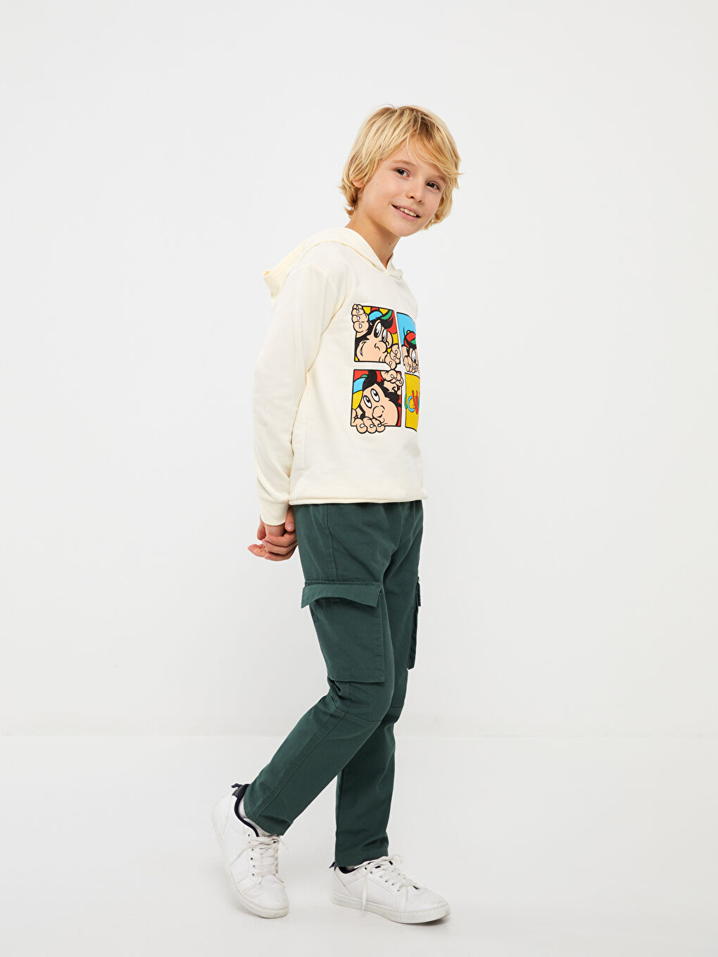 LCW Kids Krem Rengi Kapüşonlu Nostaljik Maymun Baskılı Uzun Kollu Unisex Çocuk Sweatshirt - 4