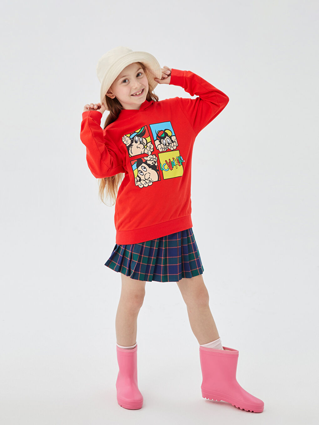 LCW Kids Kırmızı Kapüşonlu Nostaljik Maymun Baskılı Uzun Kollu Unisex Çocuk Sweatshirt - 5