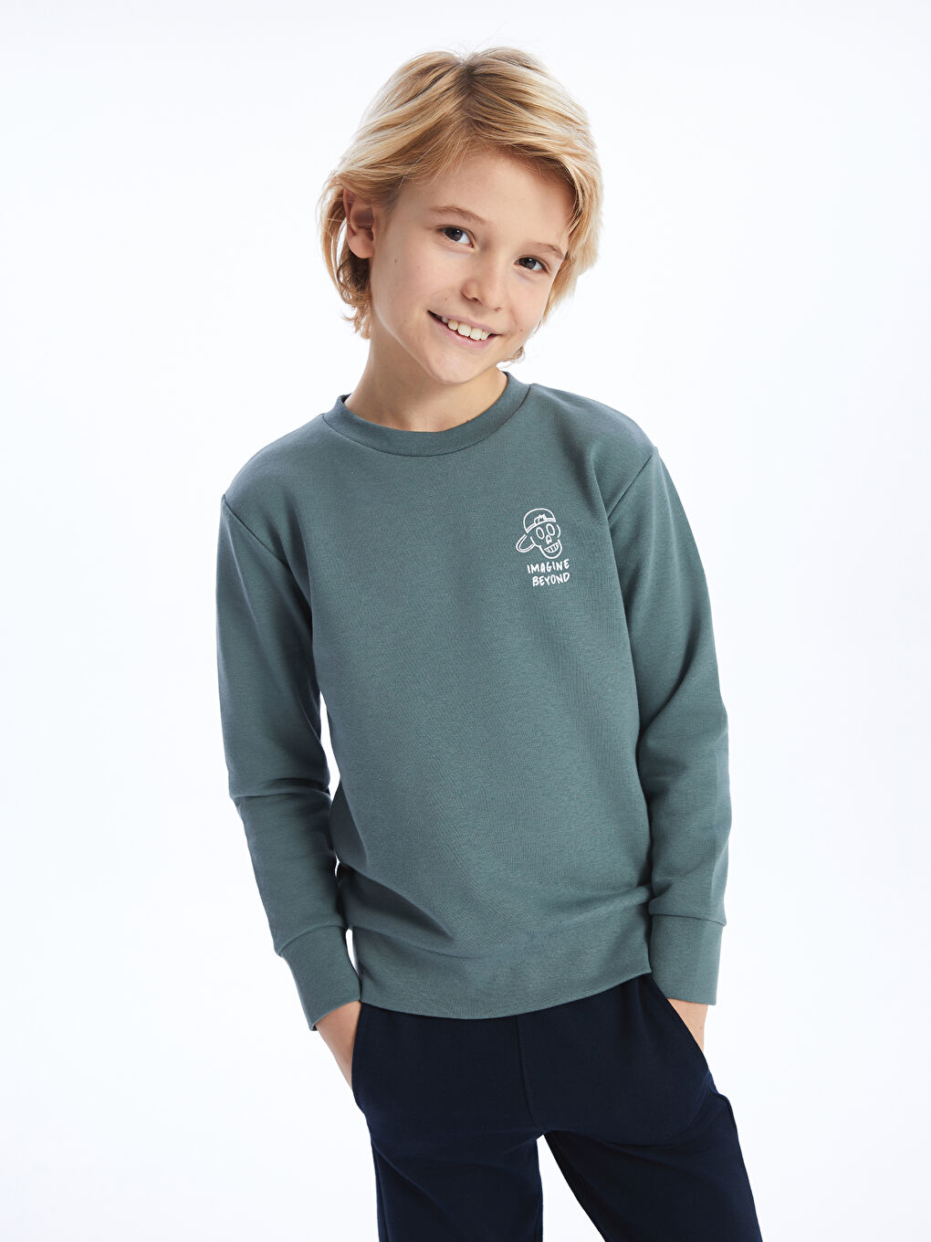 LCW Kids Mat Yeşil Bisiklet Yaka Baskılı Uzun Kollu Erkek Çocuk Sweatshirt - 1