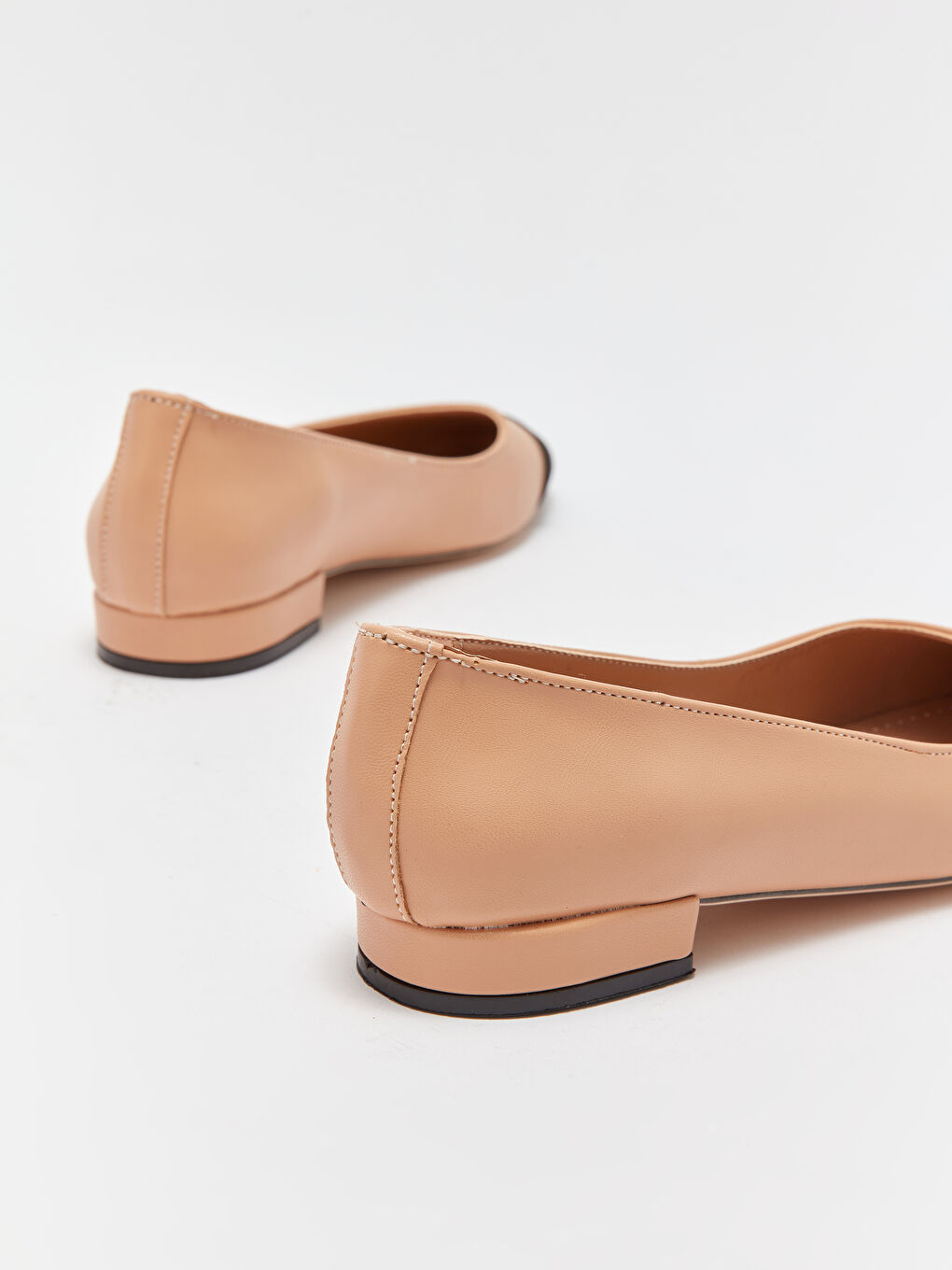 Bej Deri Görünümlü Sivri Burun Kadın Topuklu Babet-3