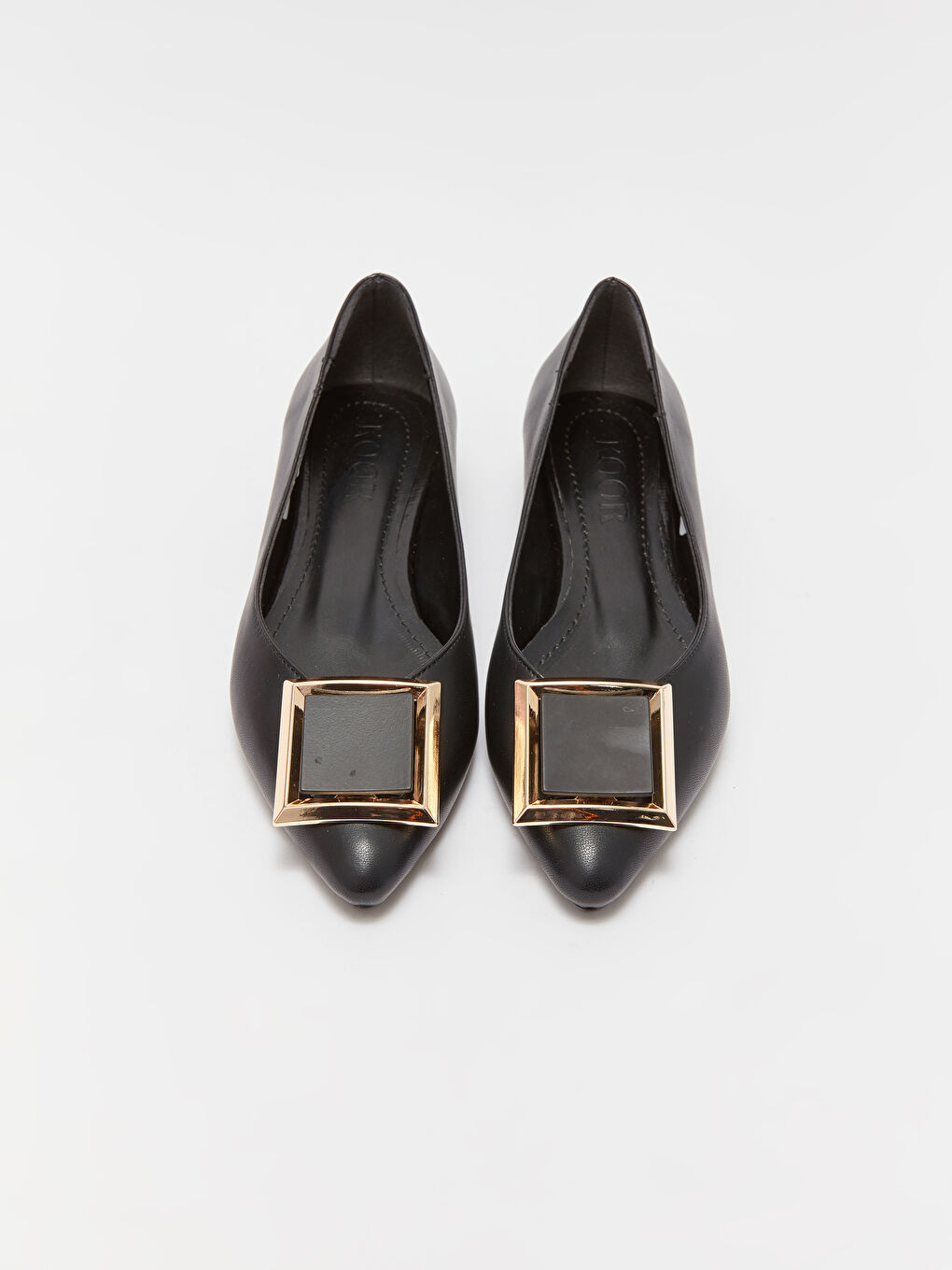 Siyah Toka Aksesuarlı Kadın Babet