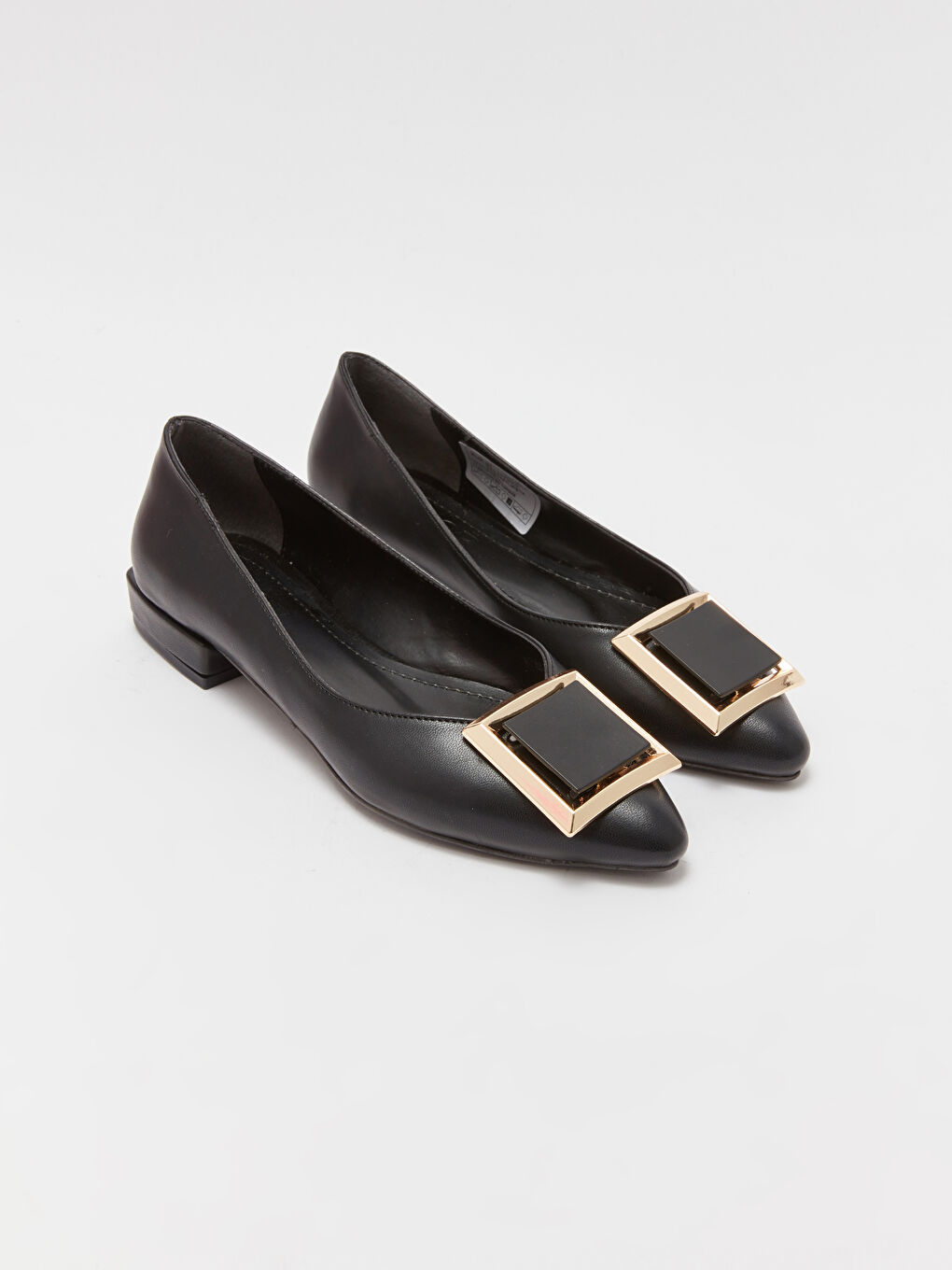 Siyah Toka Aksesuarlı Kadın Babet-1