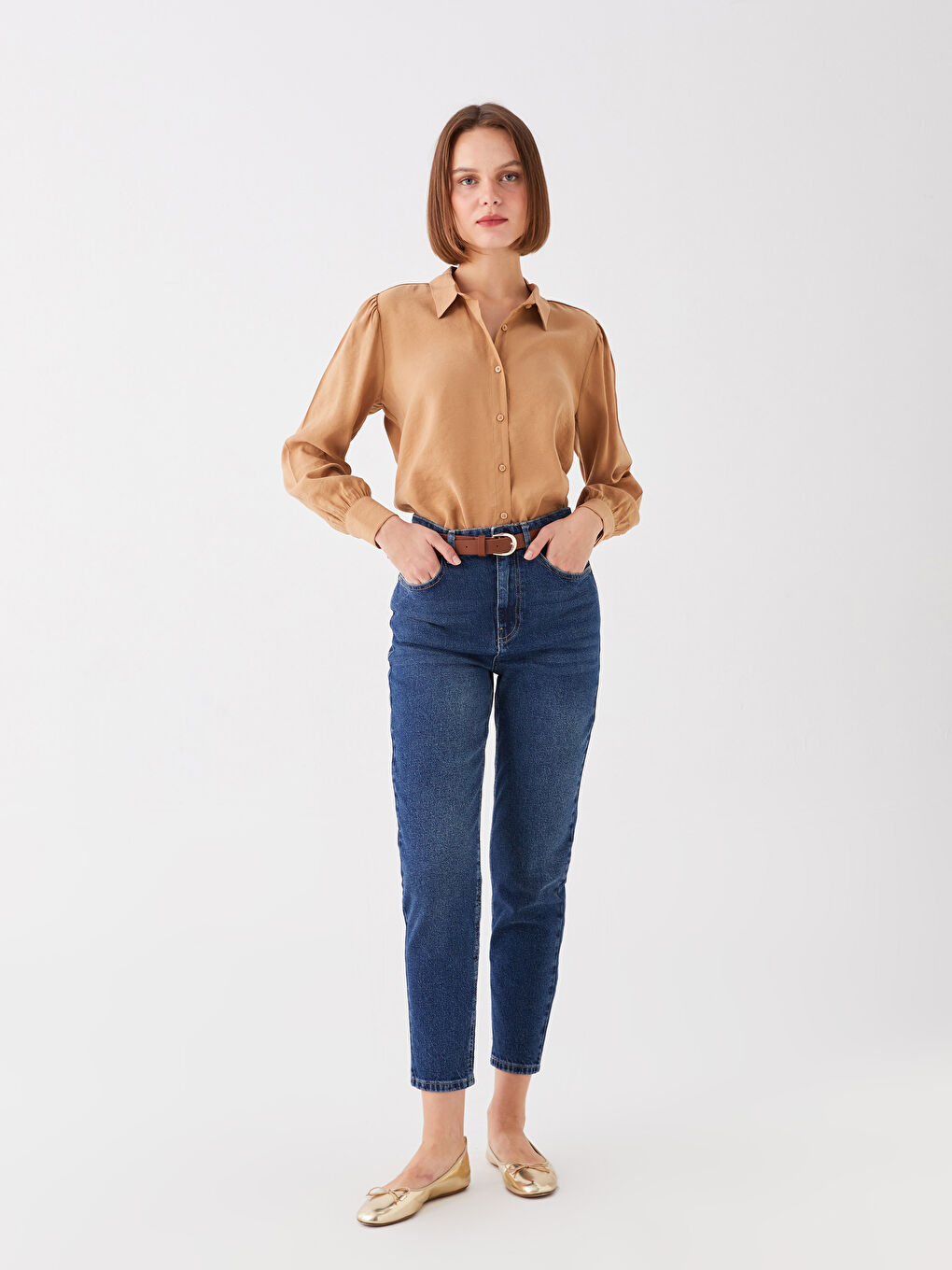 Belted Mom Fit Women's Jeans