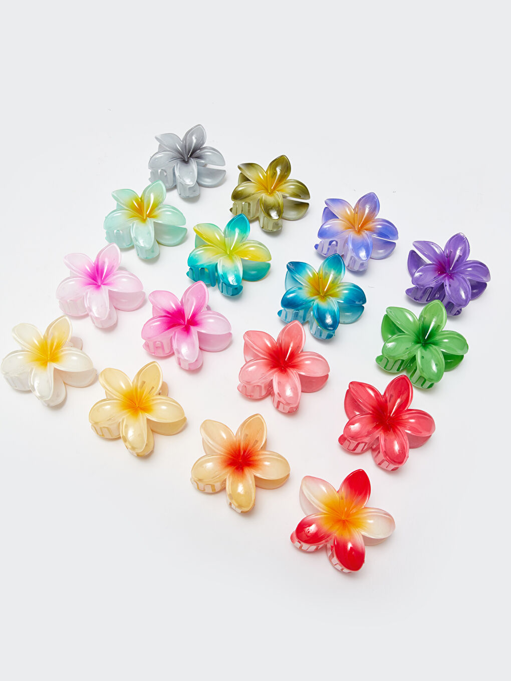 Karışık Çiçek Figürlü Kadın Toka