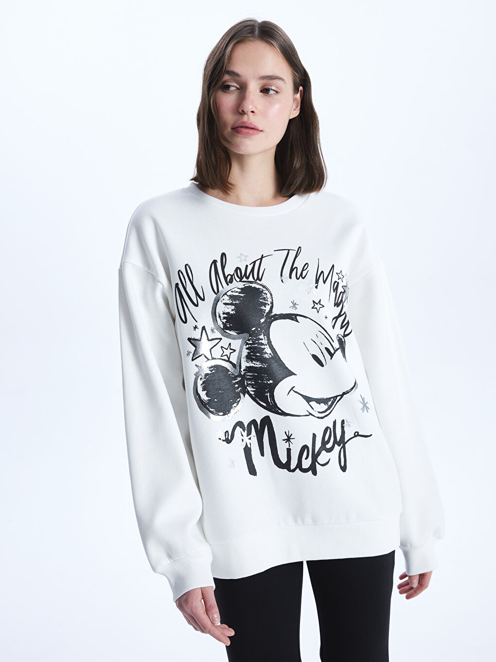 LCW Vision Beyaz Bisiklet Yaka Mickey Mouse Baskılı Uzun Kollu Oversize Kadın Sweatshirt