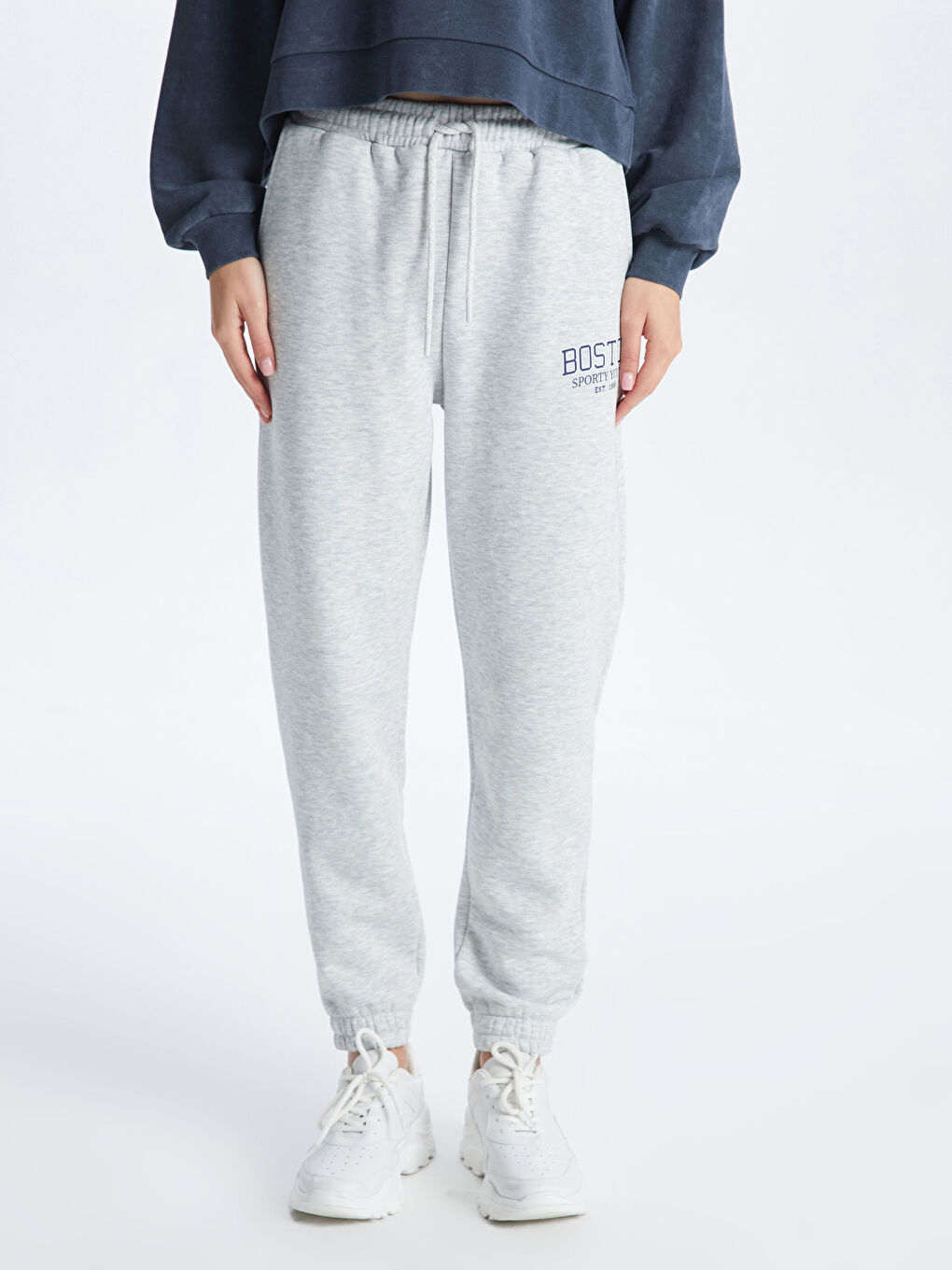 Gri Beli Lastikli Baskılı Kadın Kalın Jogger Eşofman Altı-3