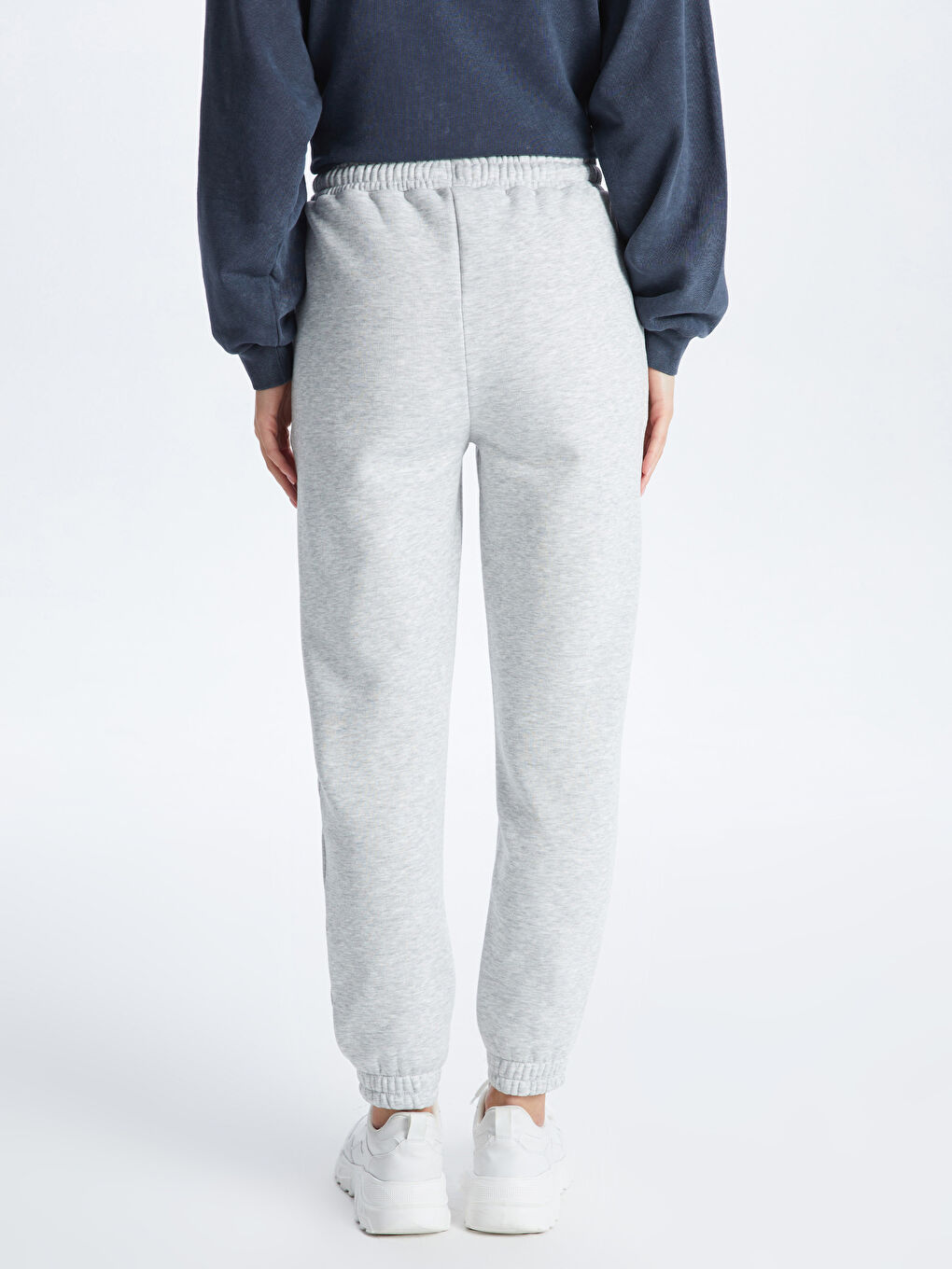 Gri Beli Lastikli Baskılı Kadın Kalın Jogger Eşofman Altı-4