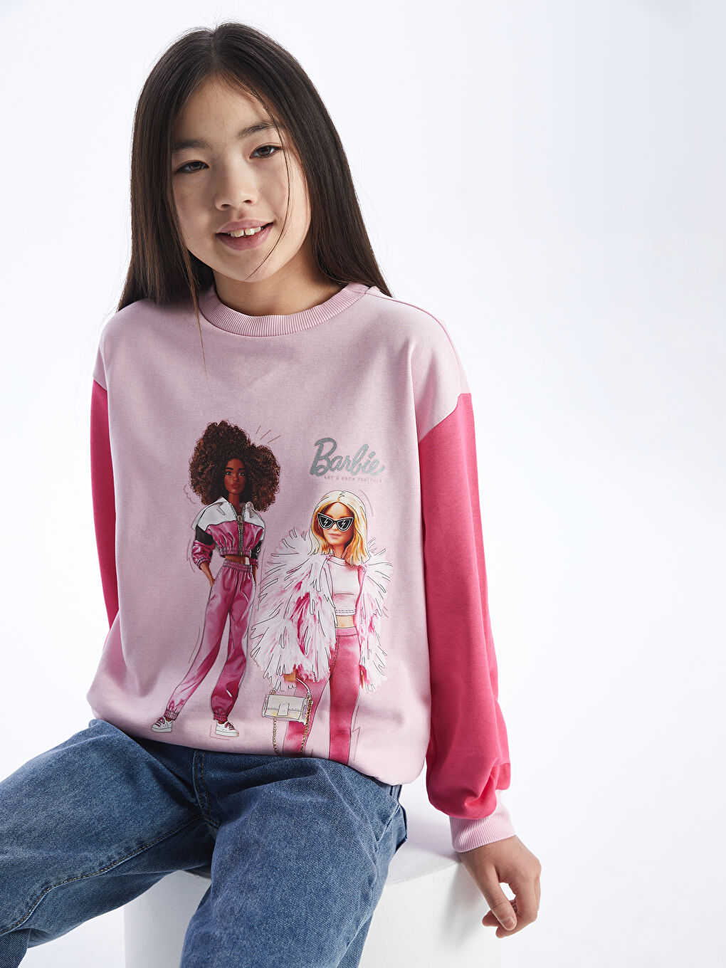 LCW Kids Pembe Leylak Bisiklet Yaka Barbie Baskılı Uzun Kollu Kız Çocuk Sweatshirt