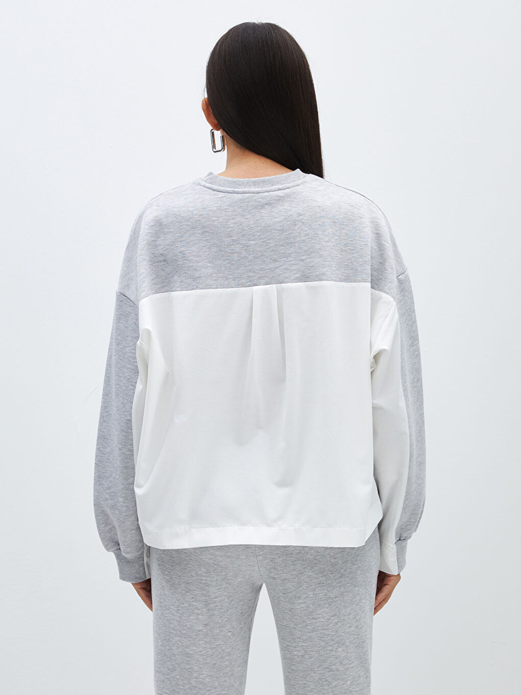 LCW Vision Orta Gri Melanj Bisiklet Yaka Oversize Kadın Sweatshirt - 4