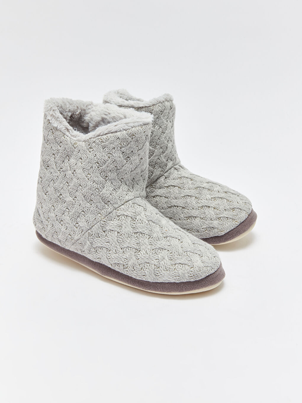 Gri Pelüş Kadın Ev Botu