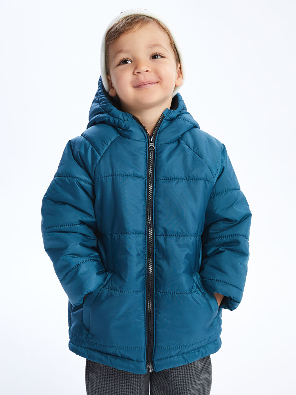 Mavi Kapüşonlu Erkek Bebek Şişme Mont